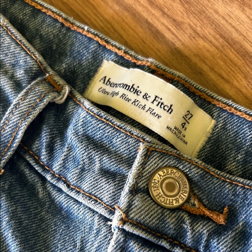 Abercrombie & Fitch Blue Flare Jeans - Picture 5 of 6